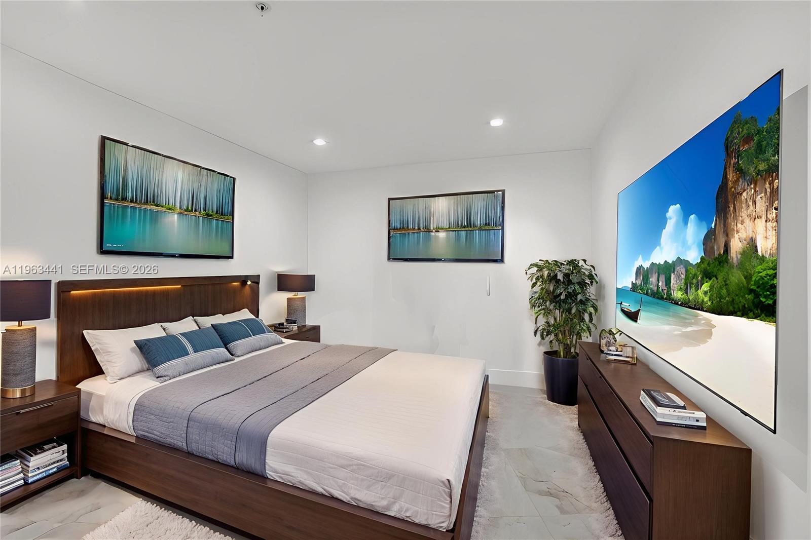 200 Sunny Isles Blvd #TH-205 Sunny Isles Beach, FL 33160