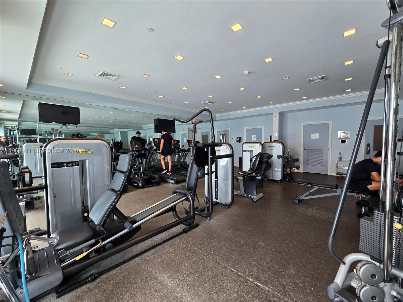 200 Sunny Isles Blvd #TH-205 Sunny Isles Beach, FL 33160