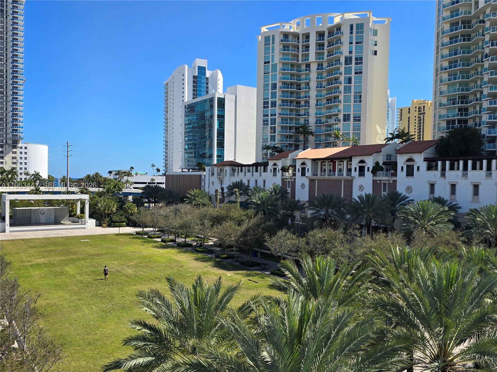 200 Sunny Isles Blvd #TH-205 Sunny Isles Beach, FL 33160