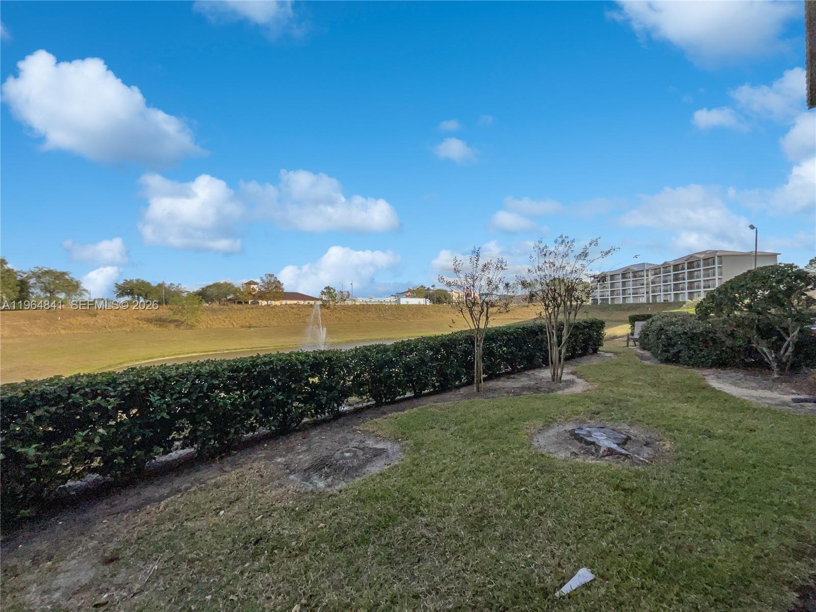 914 Charo Pkwy #112 Davenport, FL 33897