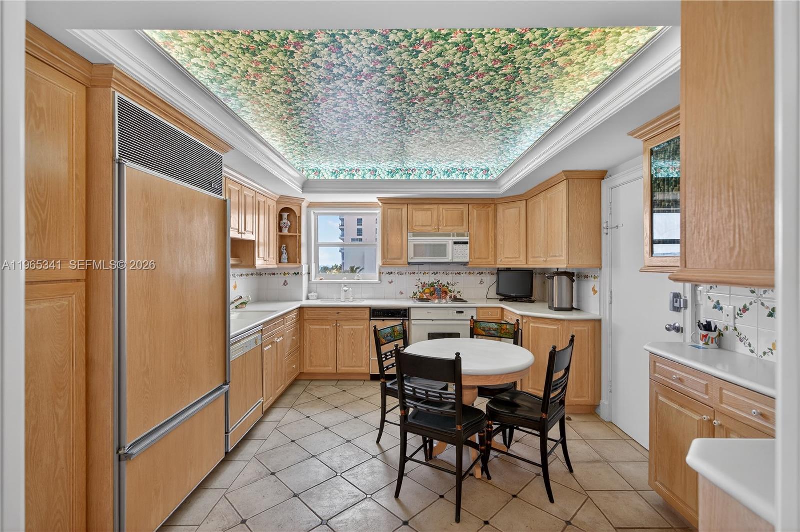 5001 Collins Ave #5K Miami Beach, FL 33140