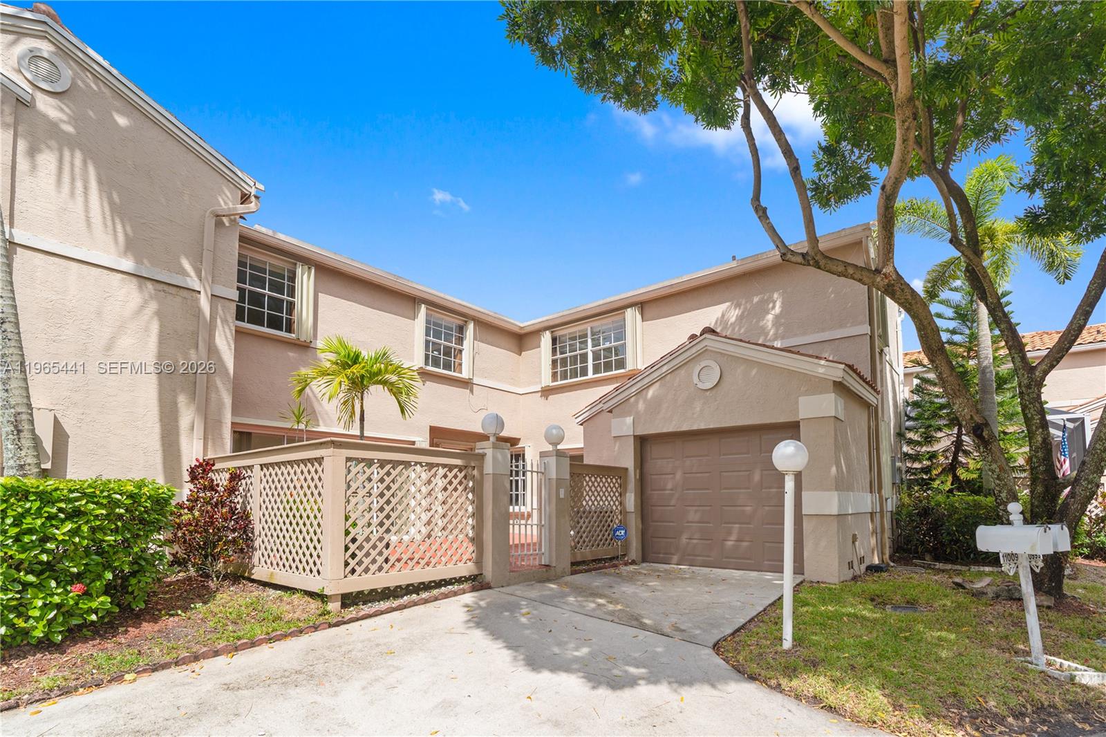 11009 Mainsail Dr #11009