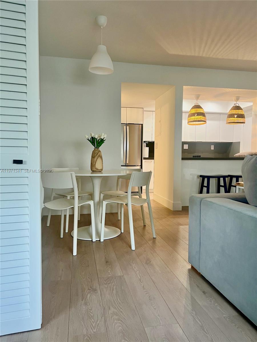 195 Sunrise Dr #8 Key Biscayne, FL 33149