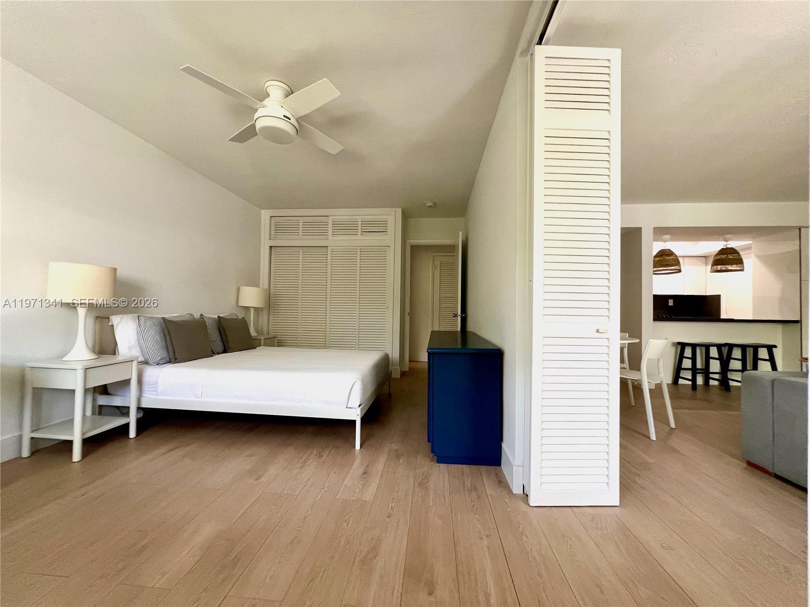 195 Sunrise Dr #8 Key Biscayne, FL 33149