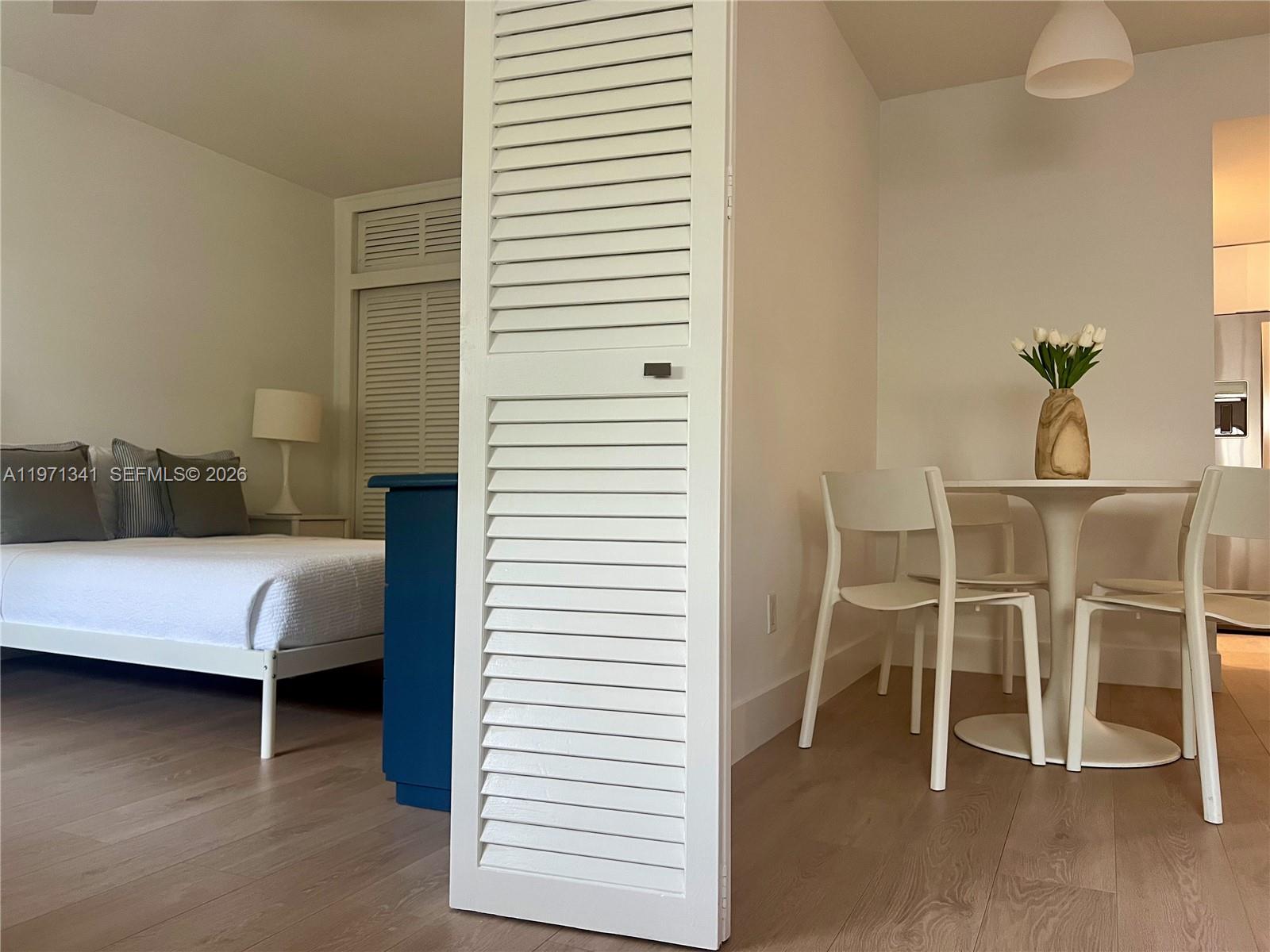 195 Sunrise Dr #8 Key Biscayne, FL 33149