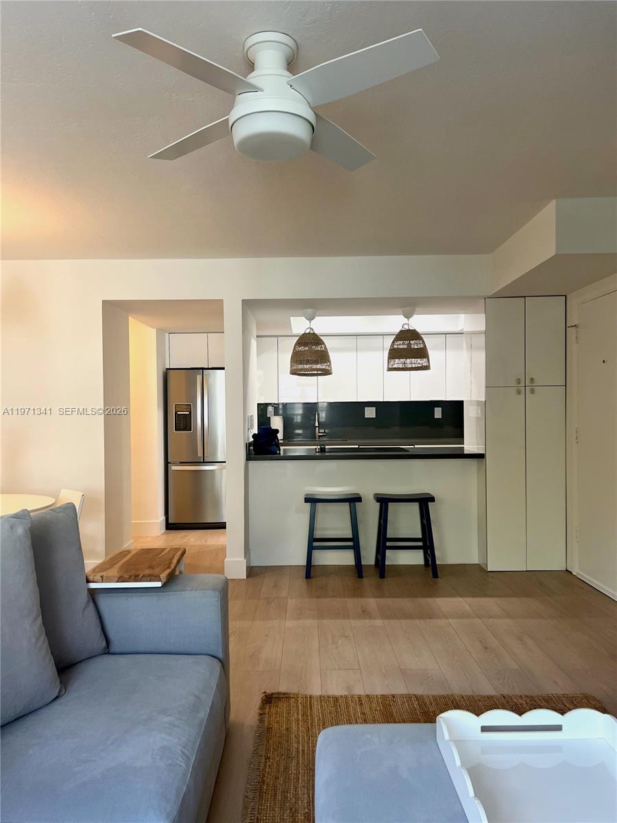 195 Sunrise Dr #8 Key Biscayne, FL 33149