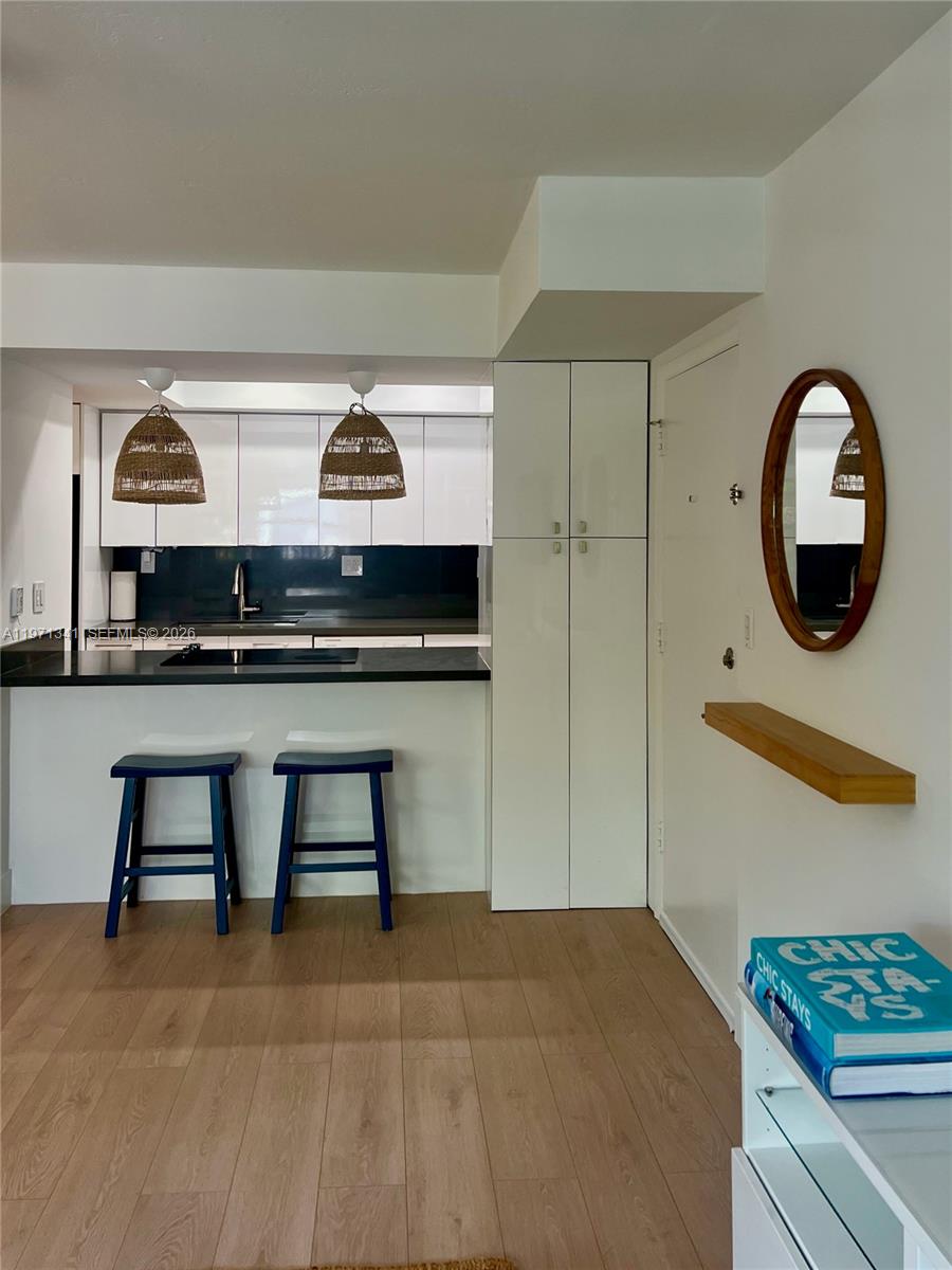 195 Sunrise Dr #8 Key Biscayne, FL 33149