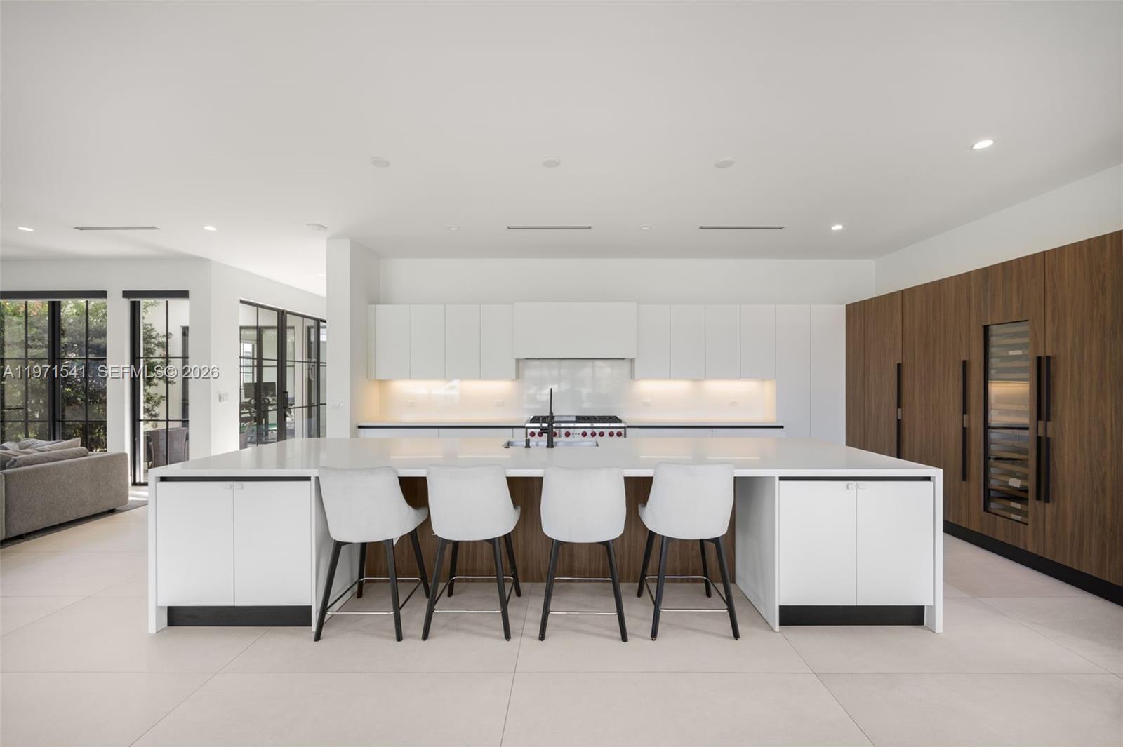 885 NE 76th St Miami, FL 33138