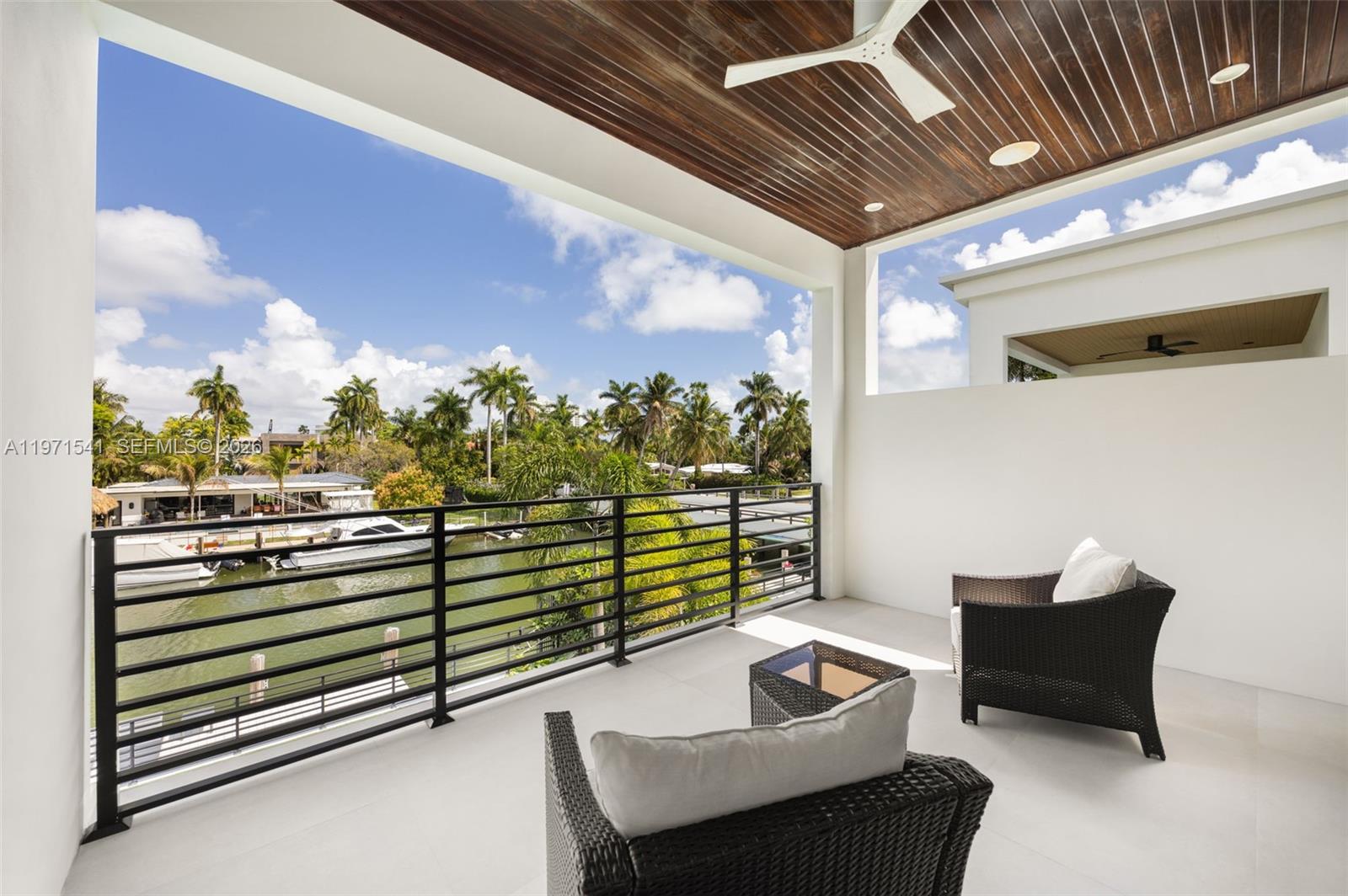 885 NE 76th St Miami, FL 33138