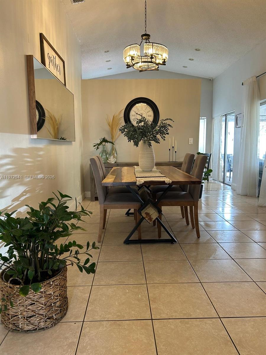 7851 NW 34th Pl Davie, FL 33024