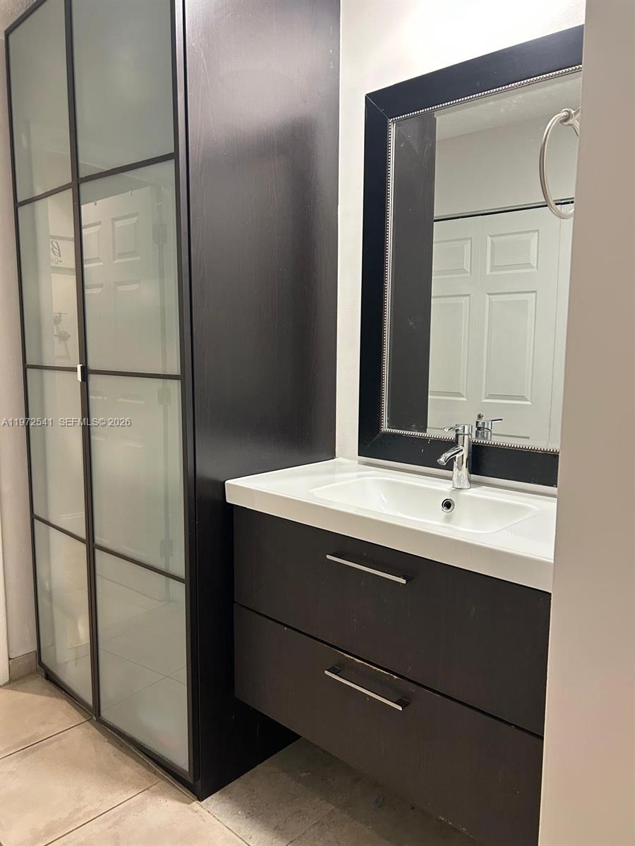 7851 NW 34th Pl Davie, FL 33024