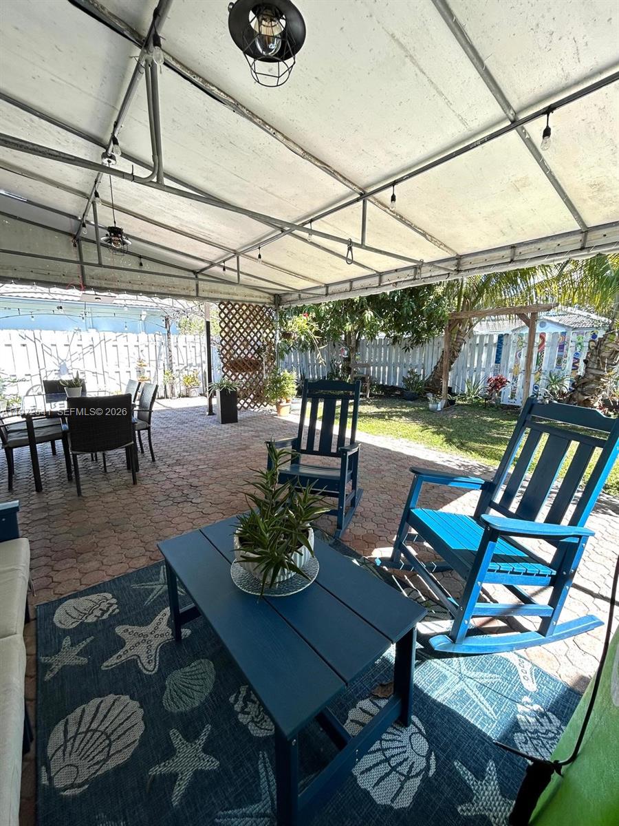 7851 NW 34th Pl Davie, FL 33024