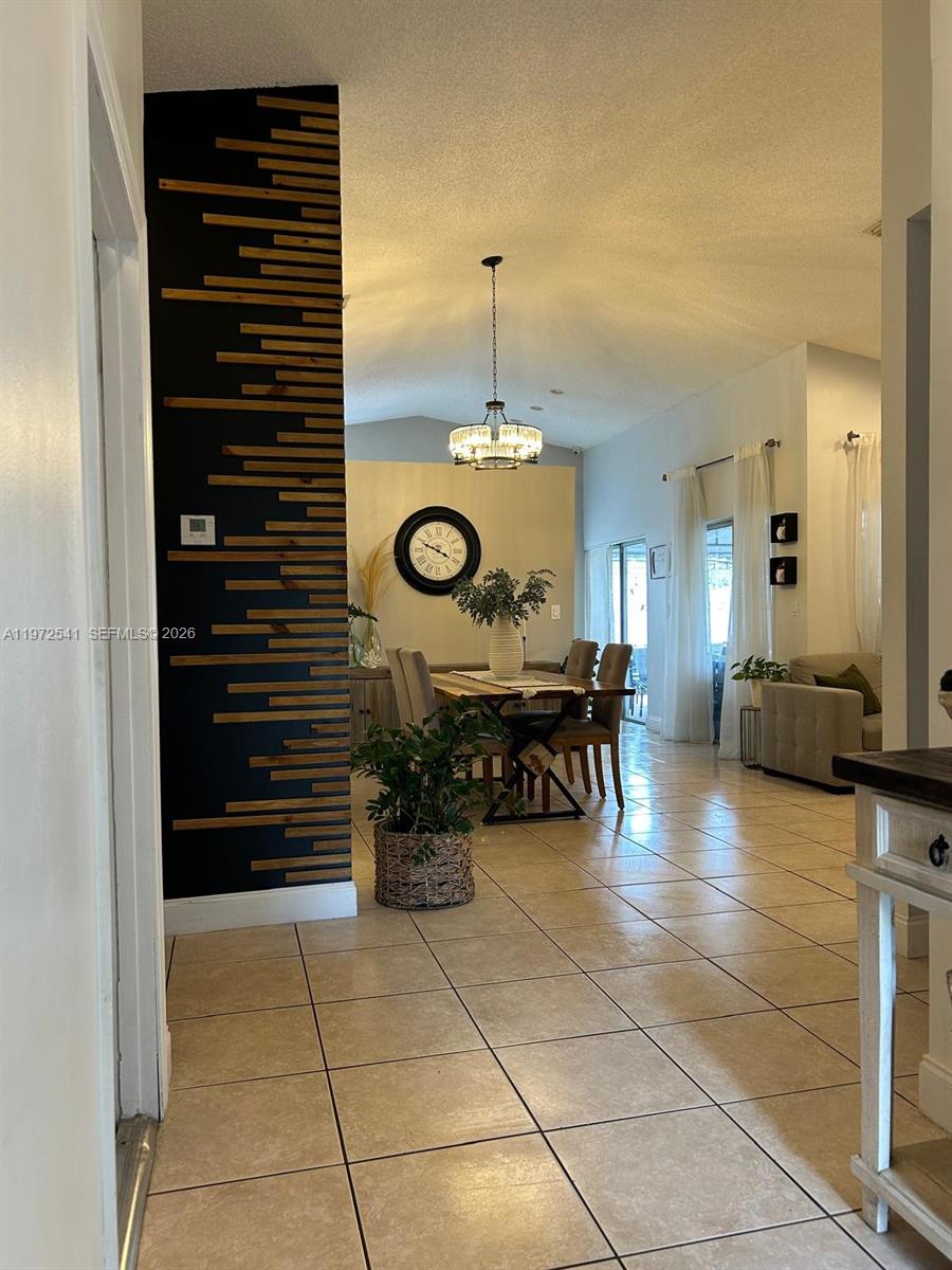 7851 NW 34th Pl Davie, FL 33024