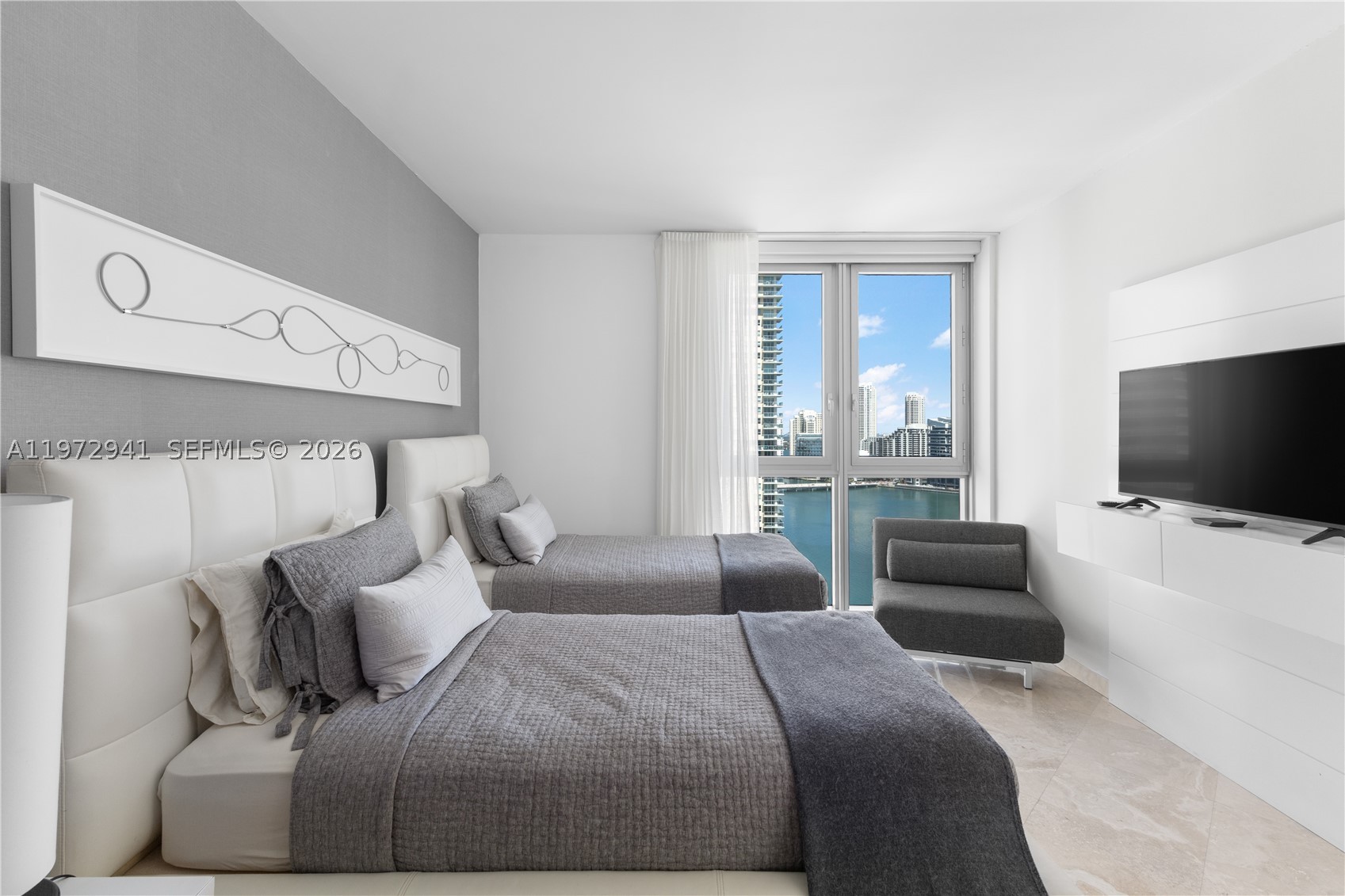 image Jade at Brickell Bay60