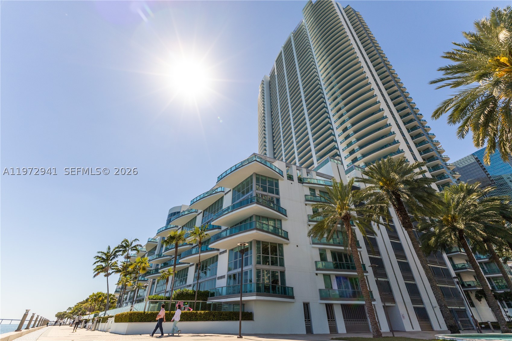image Jade at Brickell Bay64