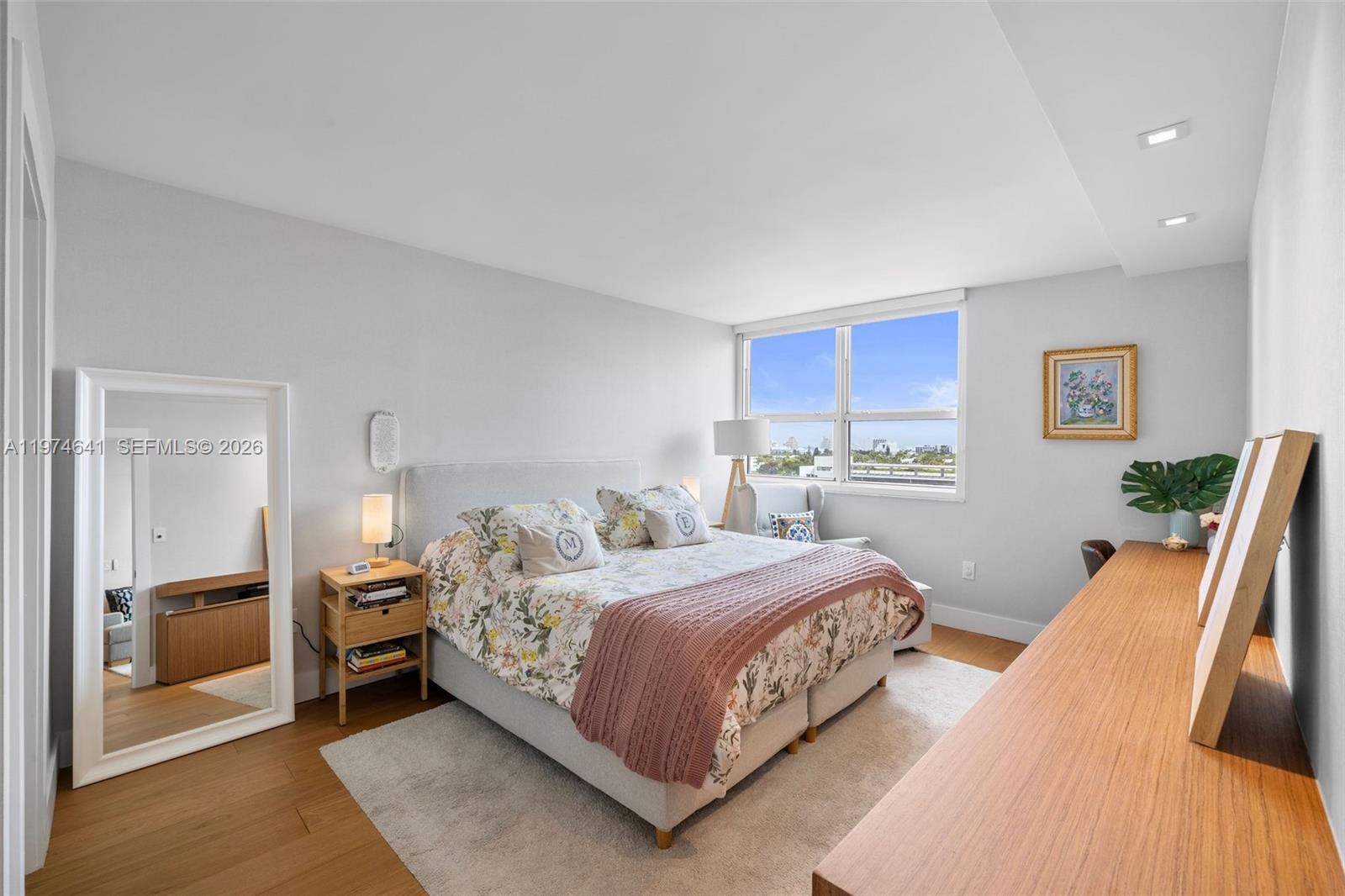 650 West Ave #908 Miami Beach, FL 33139