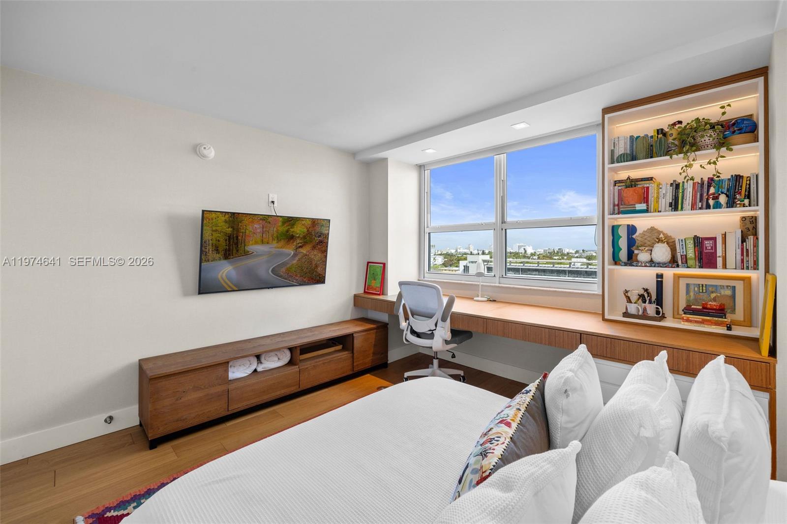 650 West Ave #908 Miami Beach, FL 33139