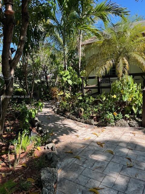 410 NW 31st St Miami, FL 33127