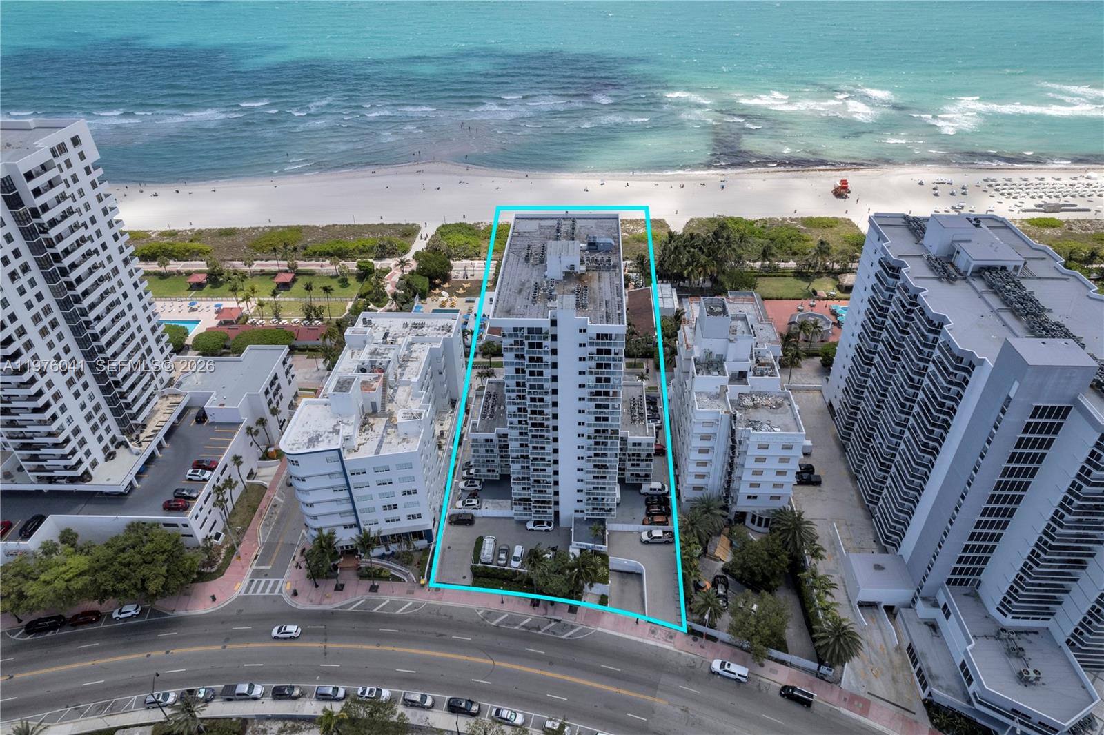 2457 Collins Ave #201 Miami Beach, FL 33140