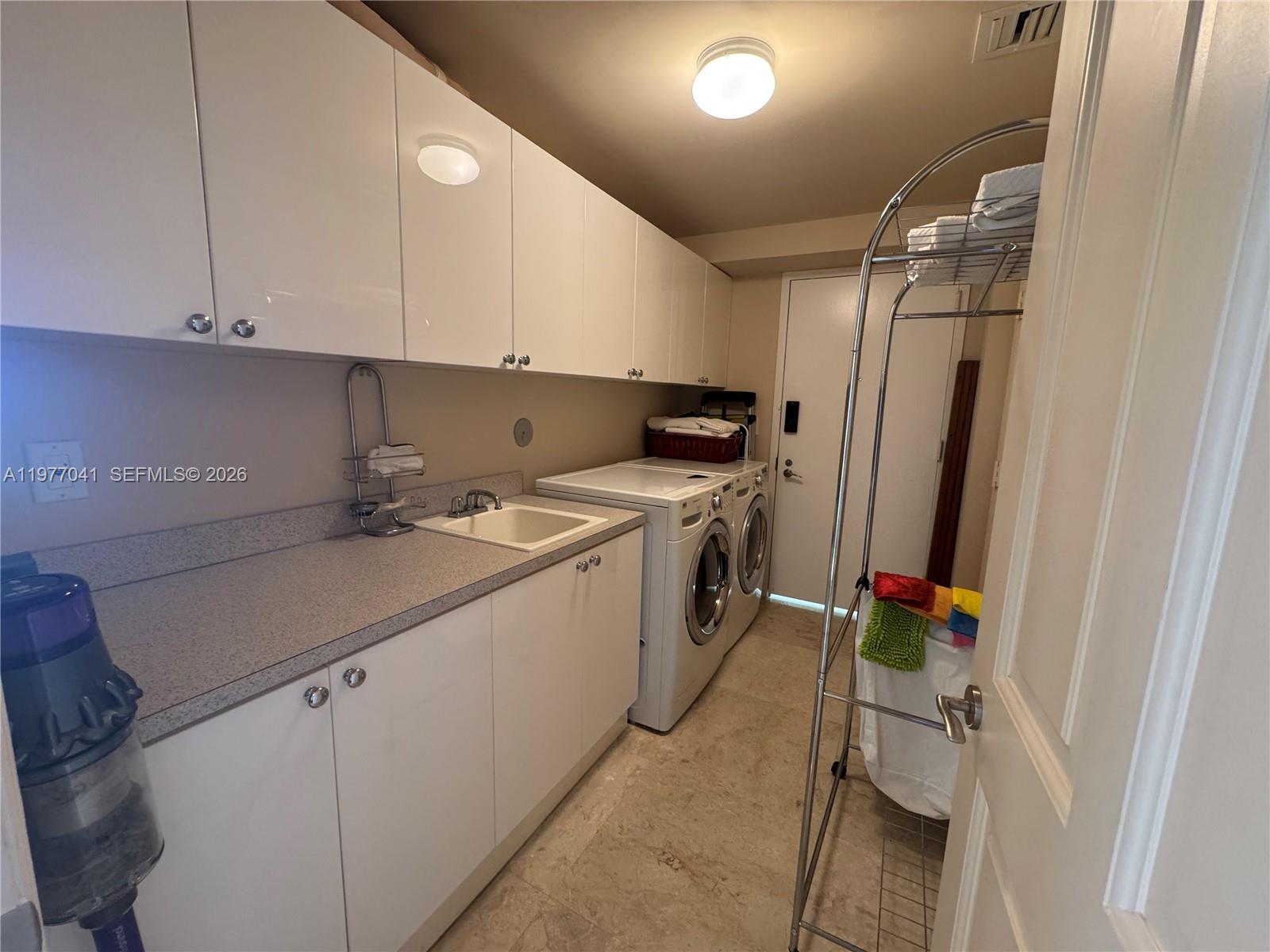 image Acqualina Residences36