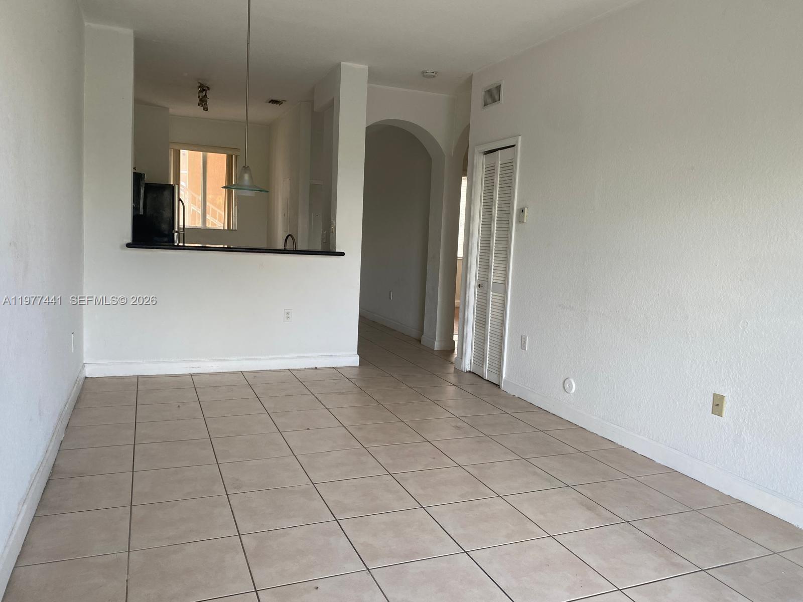 17630 NW 73rd Ave #102-4 Hialeah, FL 33015