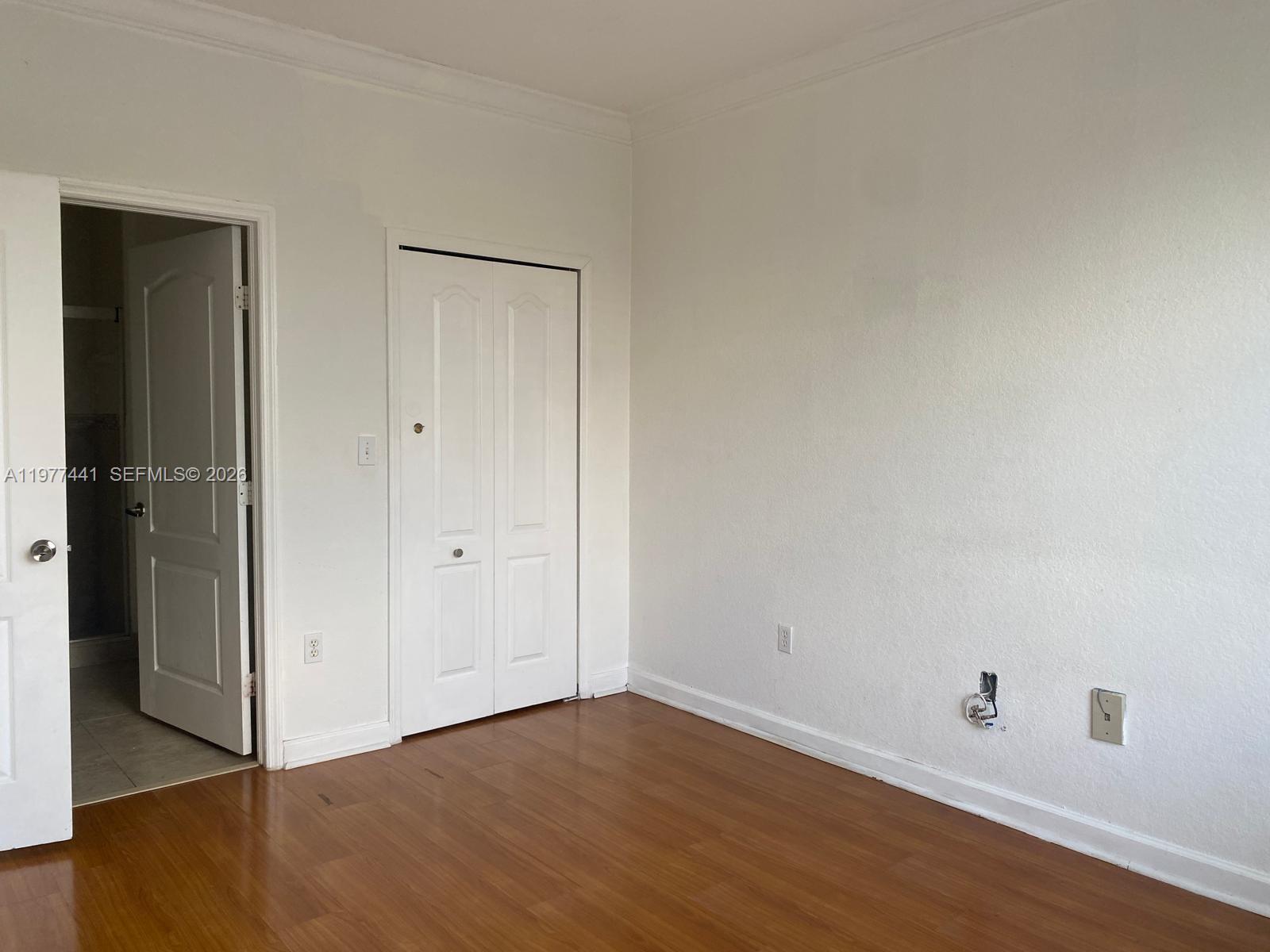 17630 NW 73rd Ave #102-4 Hialeah, FL 33015