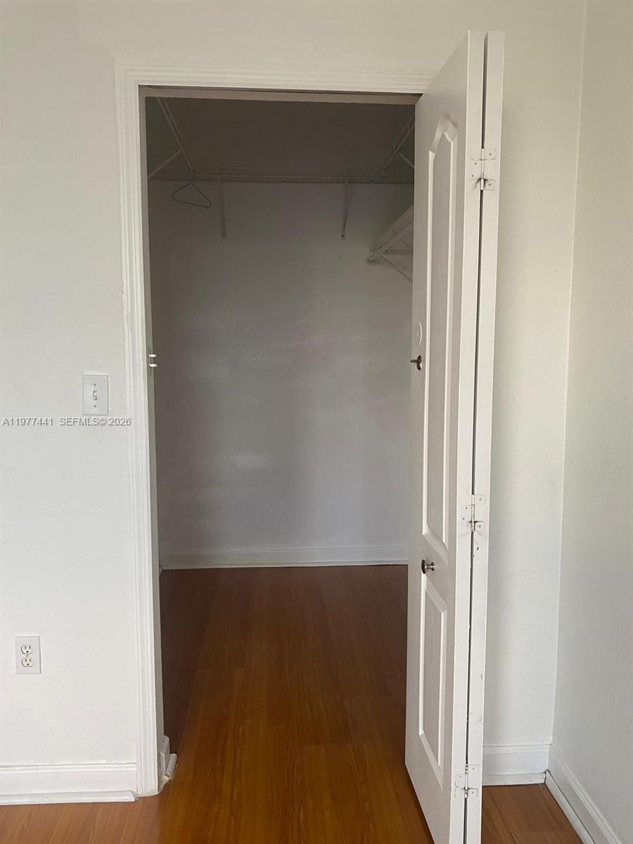 17630 NW 73rd Ave #102-4 Hialeah, FL 33015