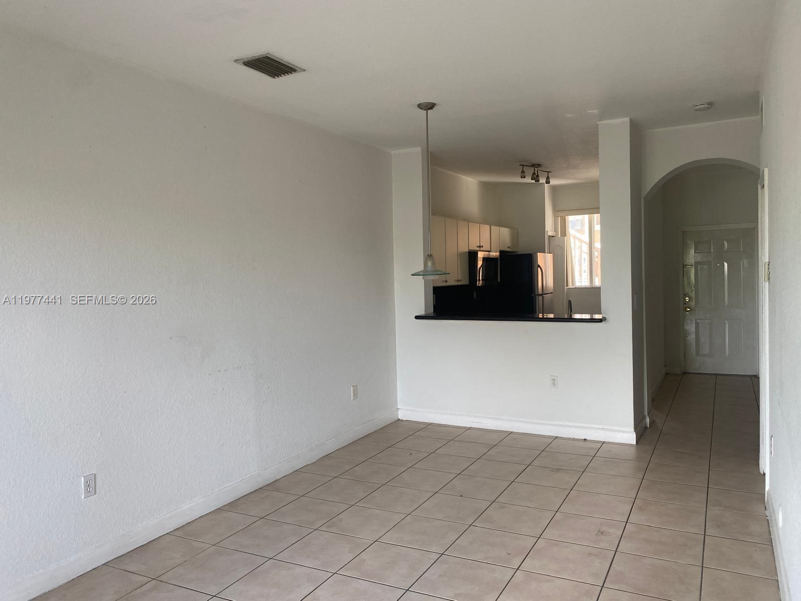 17630 NW 73rd Ave #102-4 Hialeah, FL 33015