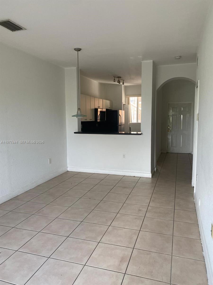 17630 NW 73rd Ave #102-4 Hialeah, FL 33015