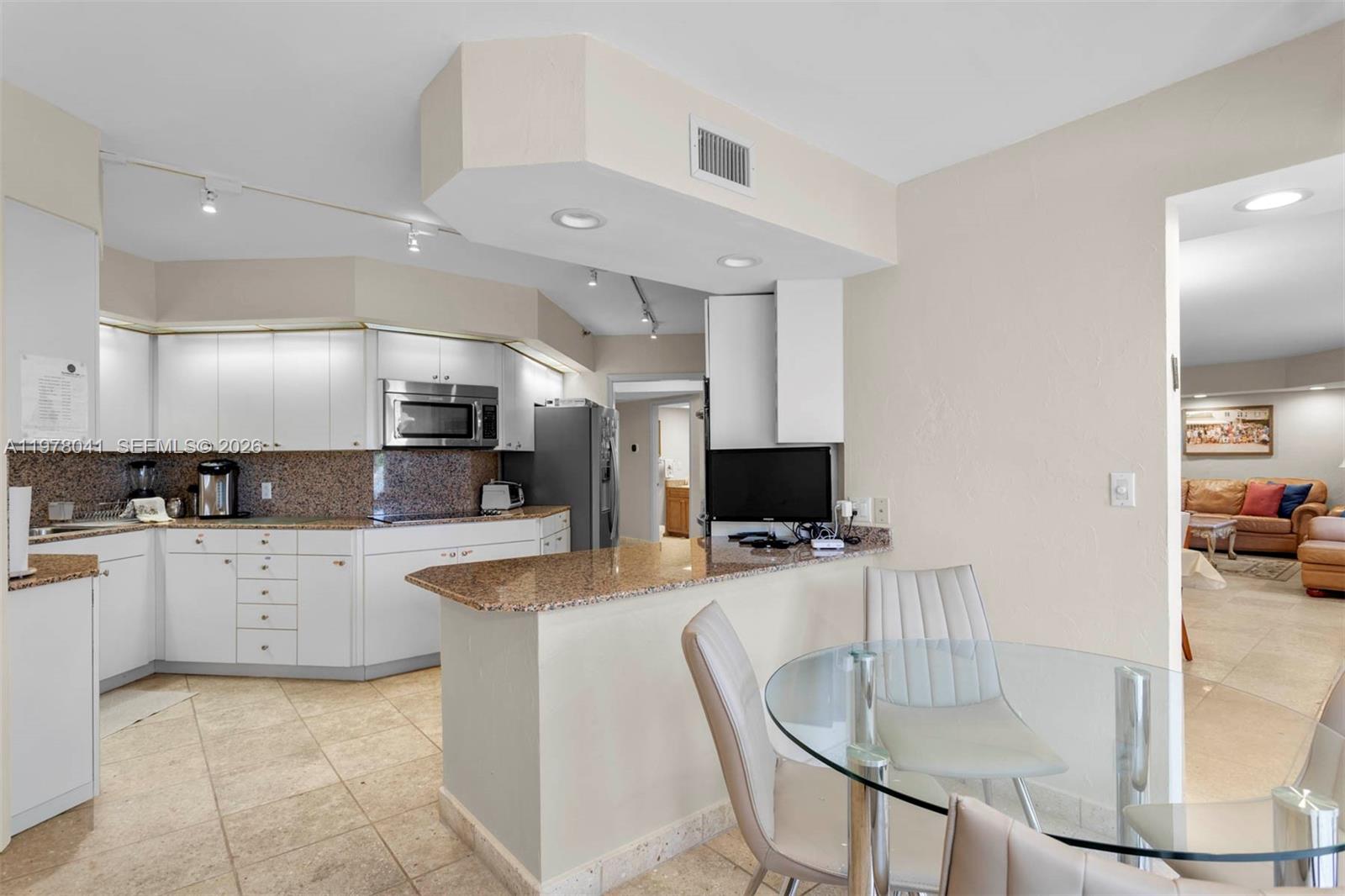 19667 Turnberry Way #3-AB Aventura, FL 33180