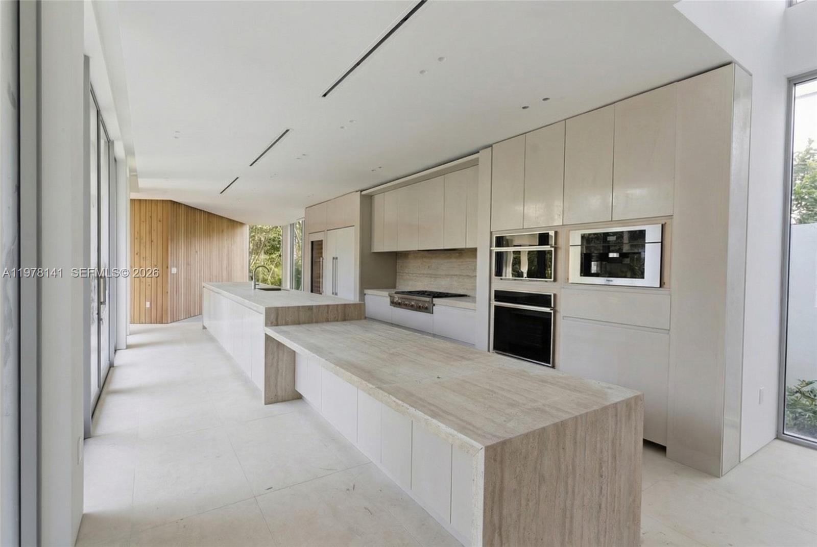 4280 Ingraham Hwy Miami, FL 33133