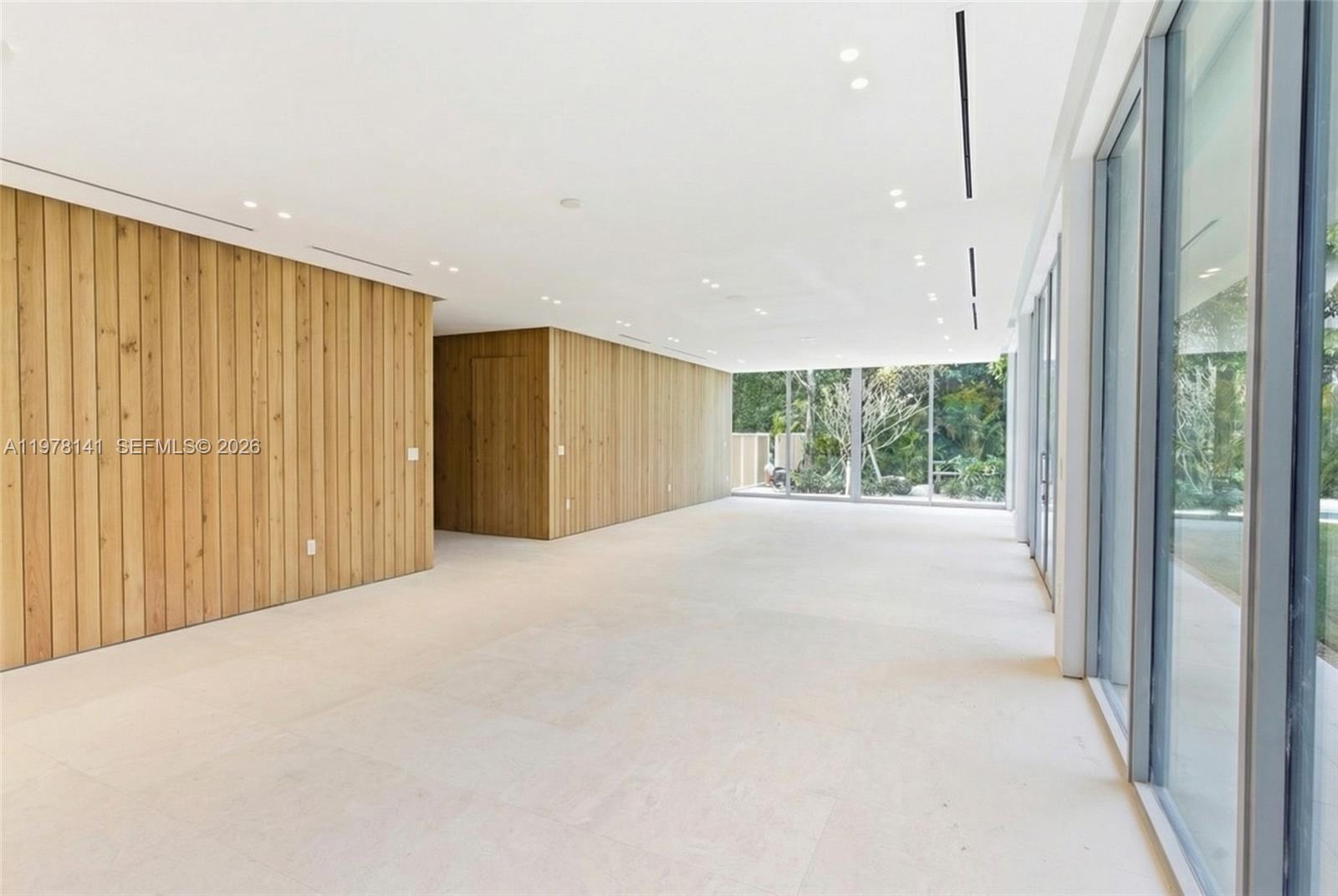 4280 Ingraham Hwy Miami, FL 33133