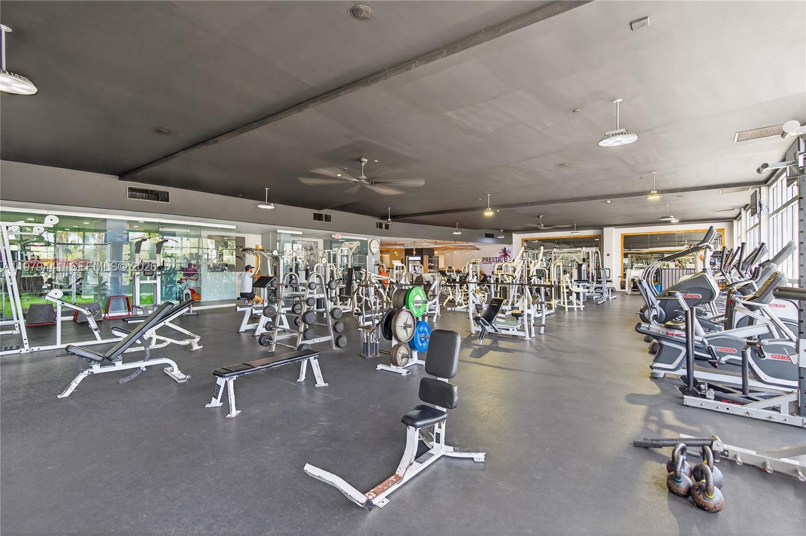 1000 West Ave #923 Miami Beach, FL 33139