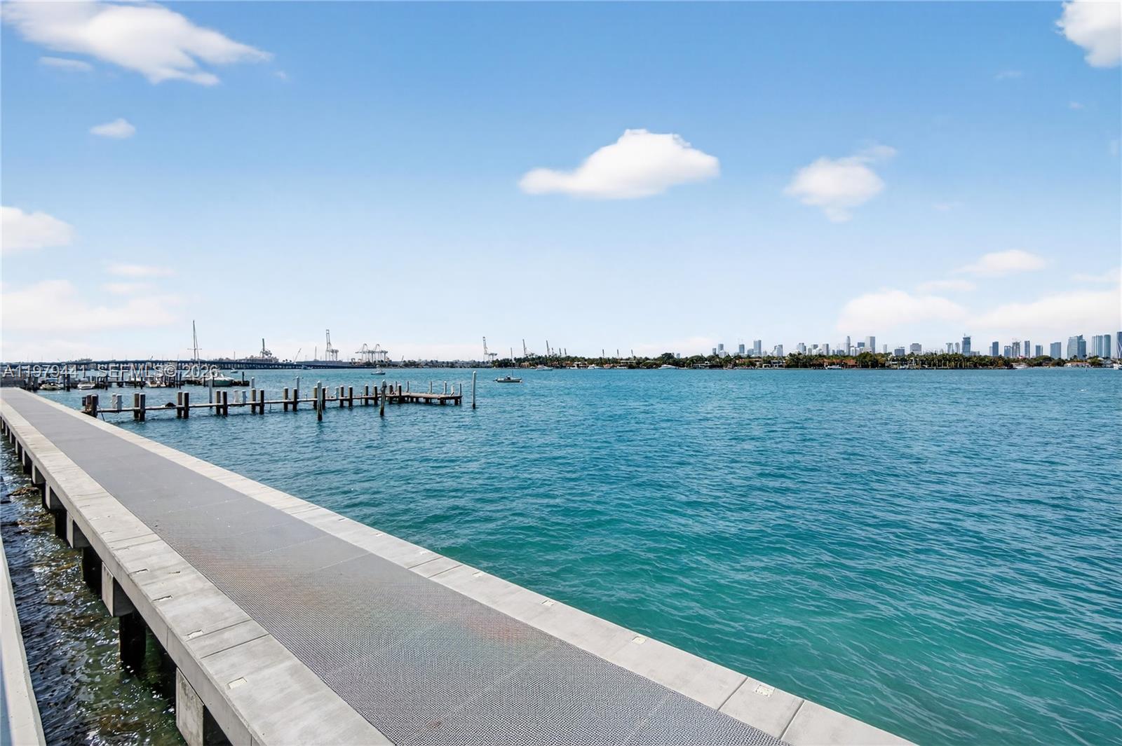 1000 West Ave #923 Miami Beach, FL 33139