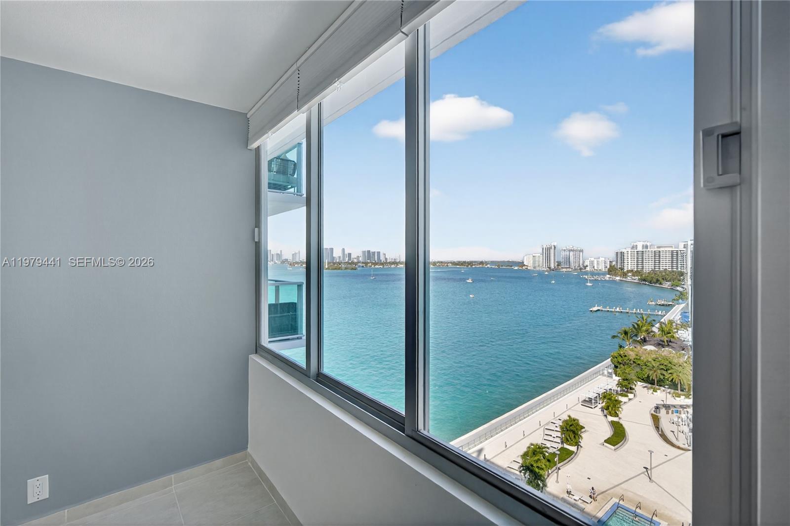 1000 West Ave #923 Miami Beach, FL 33139