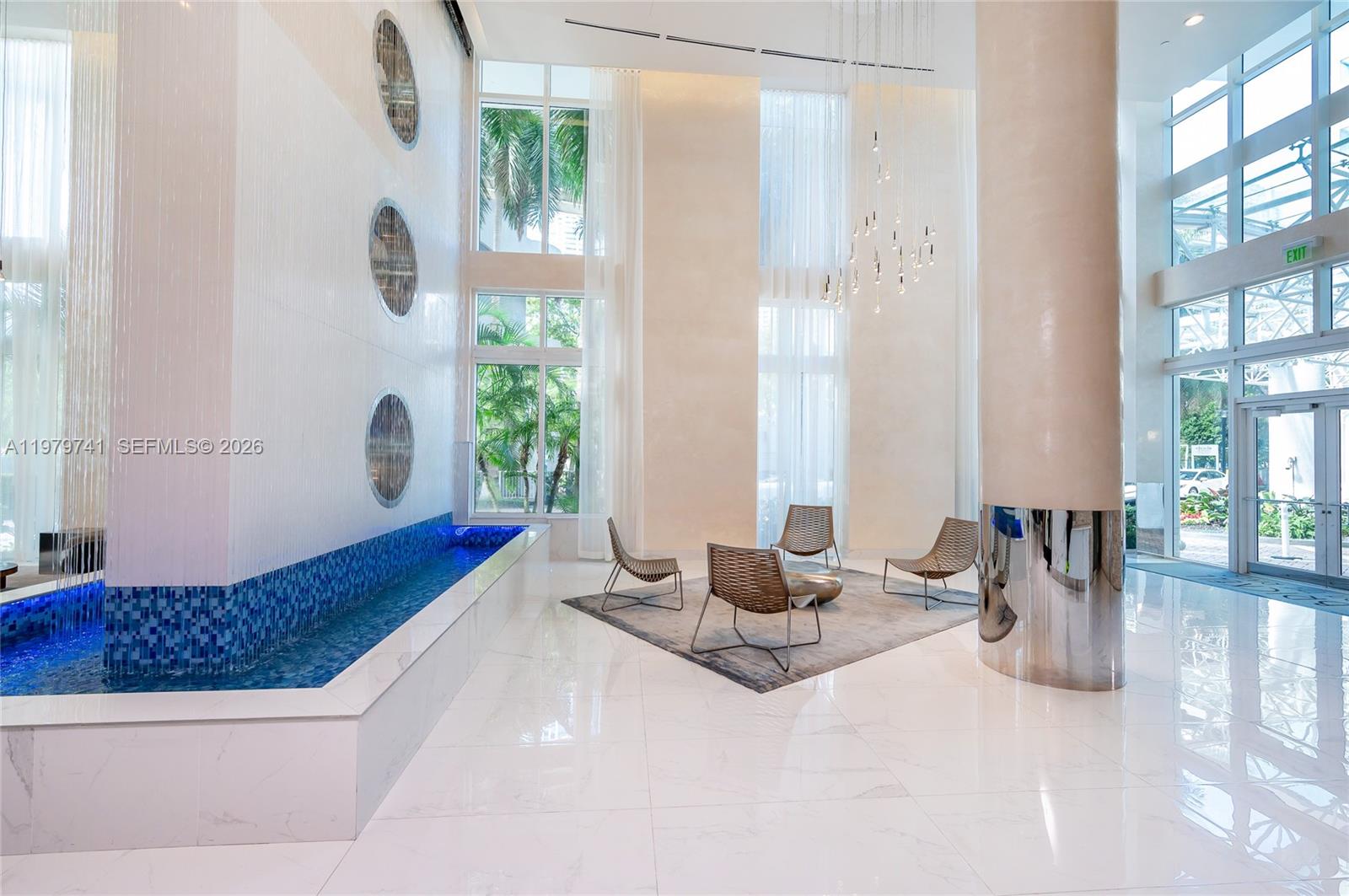 image Brickell on the River South20