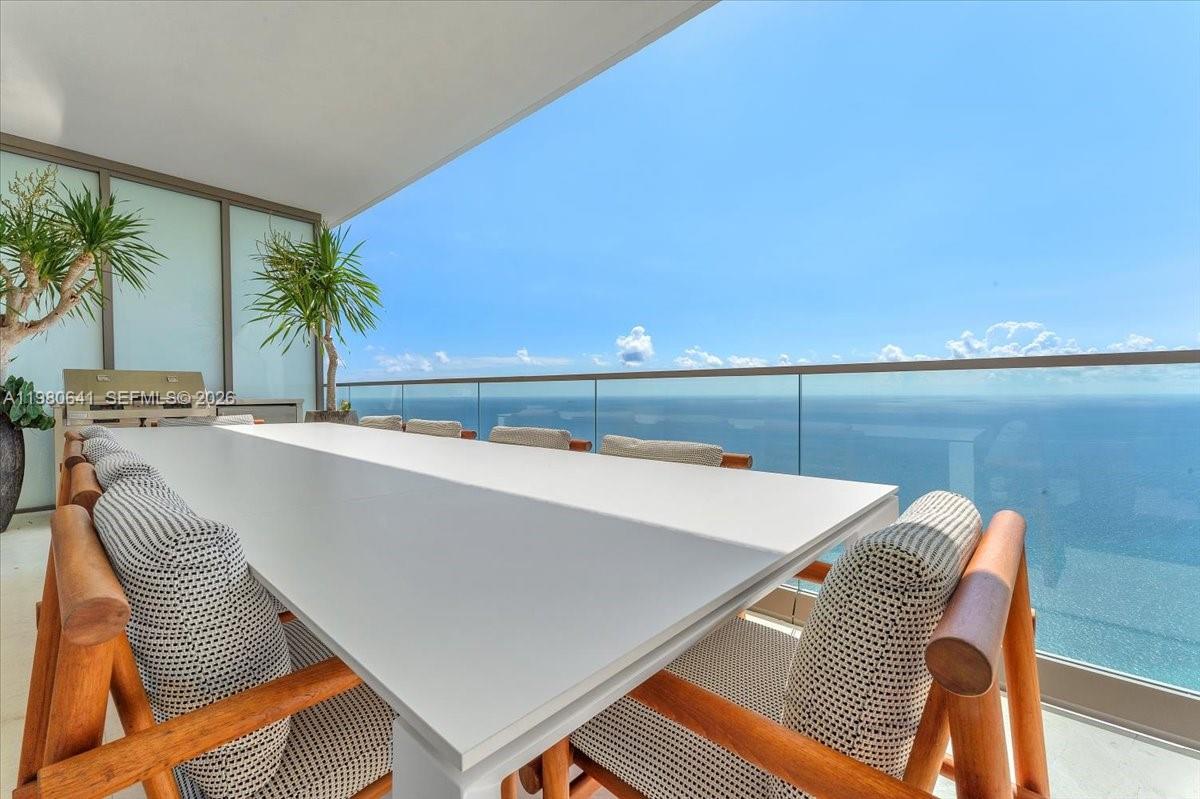 image Residences by Armani Casa64