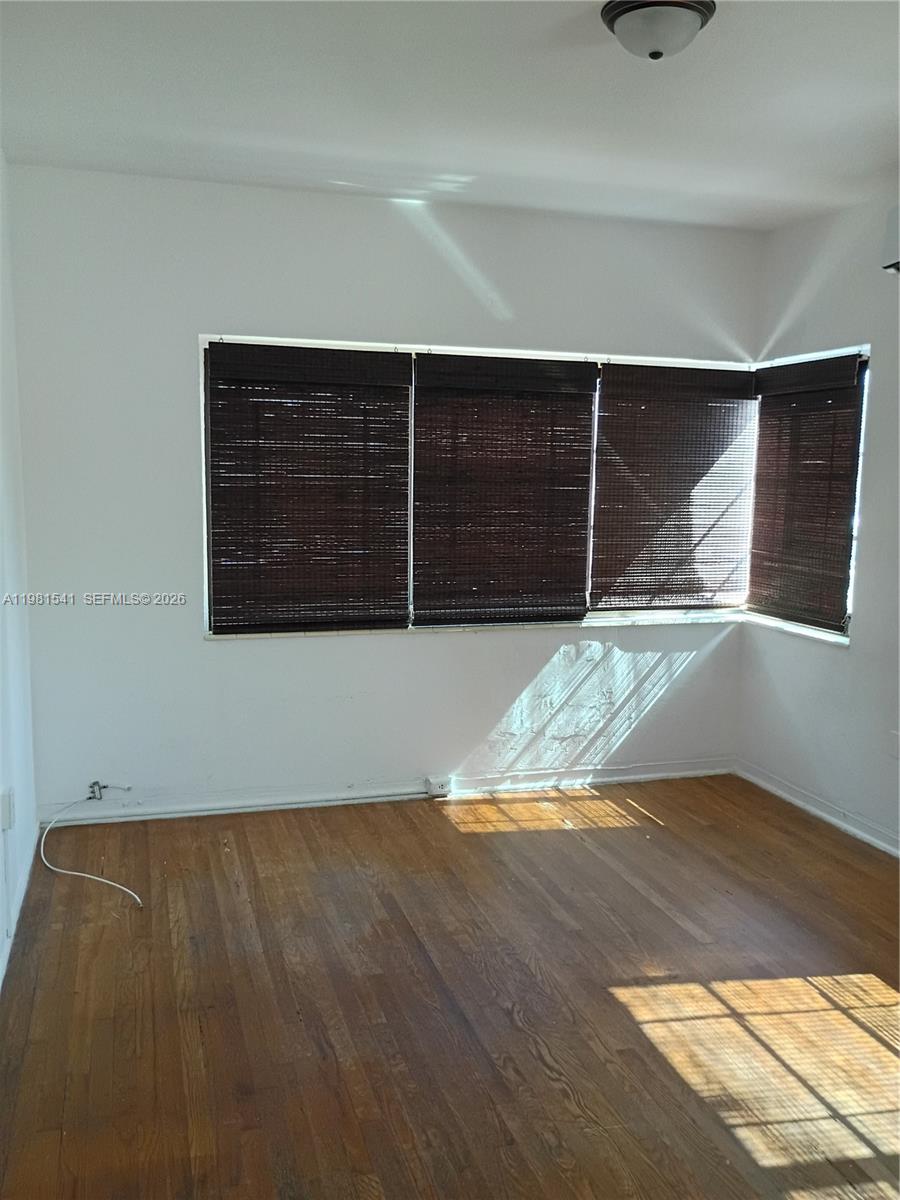 235 83rd St #4 Miami Beach, FL 33141