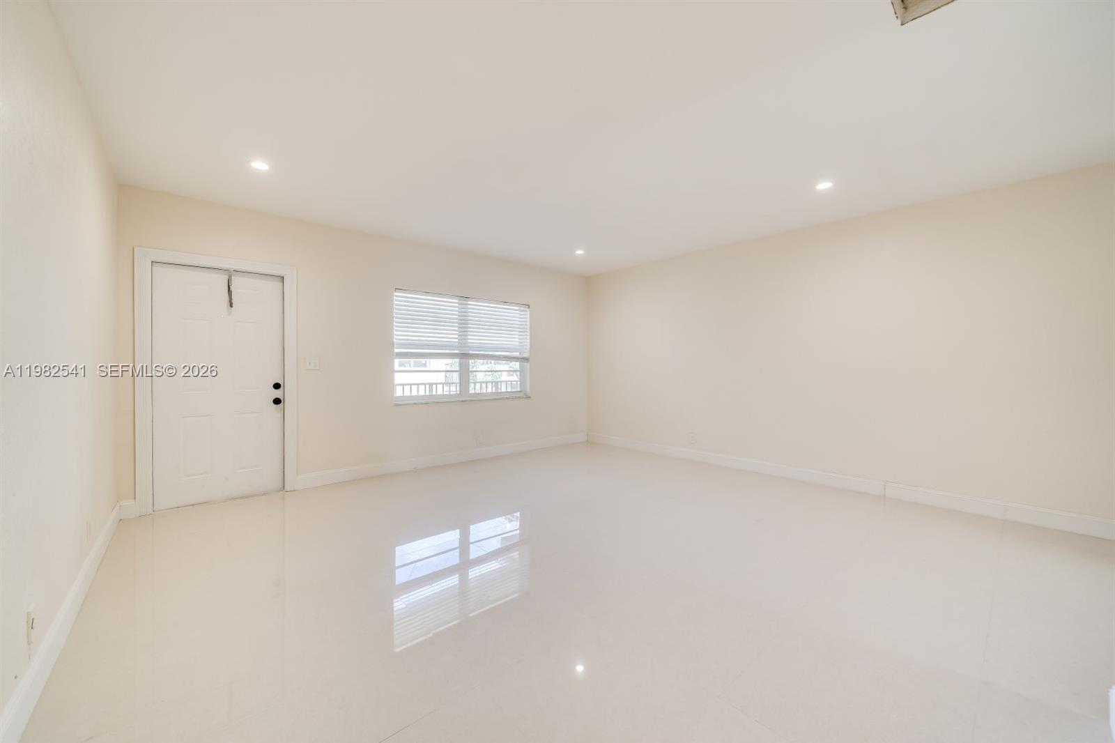 2600 S Ocean Dr #S314 Hollywood, FL 33019