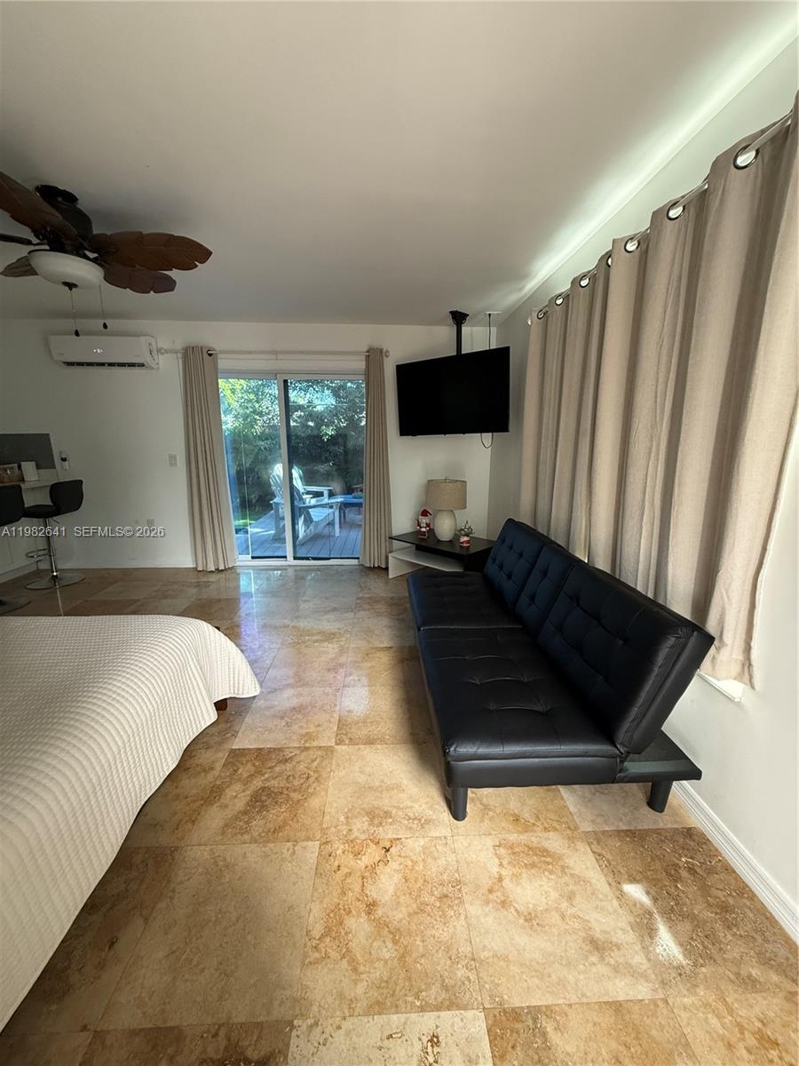 1432 NE 5th Ave #3 Fort Lauderdale, FL 33304