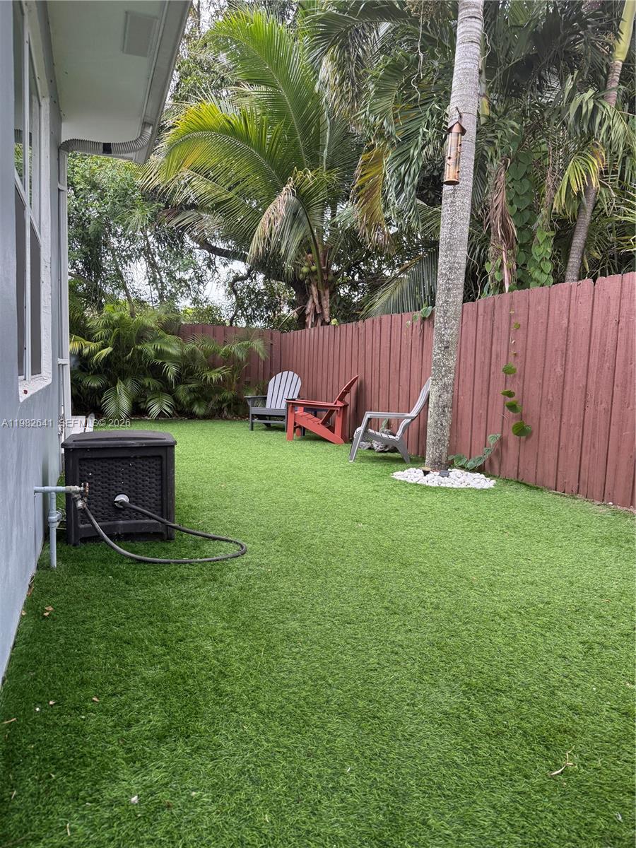 1432 NE 5th Ave #3 Fort Lauderdale, FL 33304