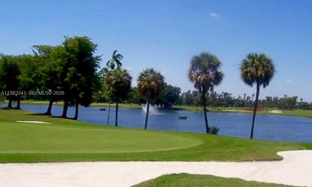 1000 E Saint Charles Pl #519 Pembroke Pines, FL 33026