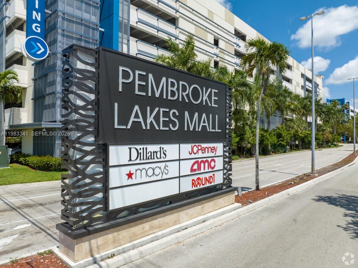 1000 E Saint Charles Pl #519 Pembroke Pines, FL 33026