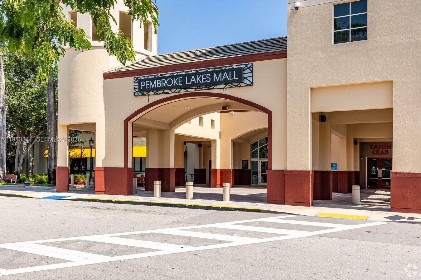 1000 E Saint Charles Pl #519 Pembroke Pines, FL 33026