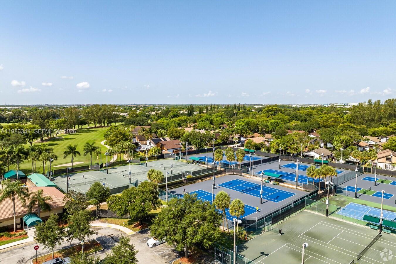 1000 E Saint Charles Pl #519 Pembroke Pines, FL 33026