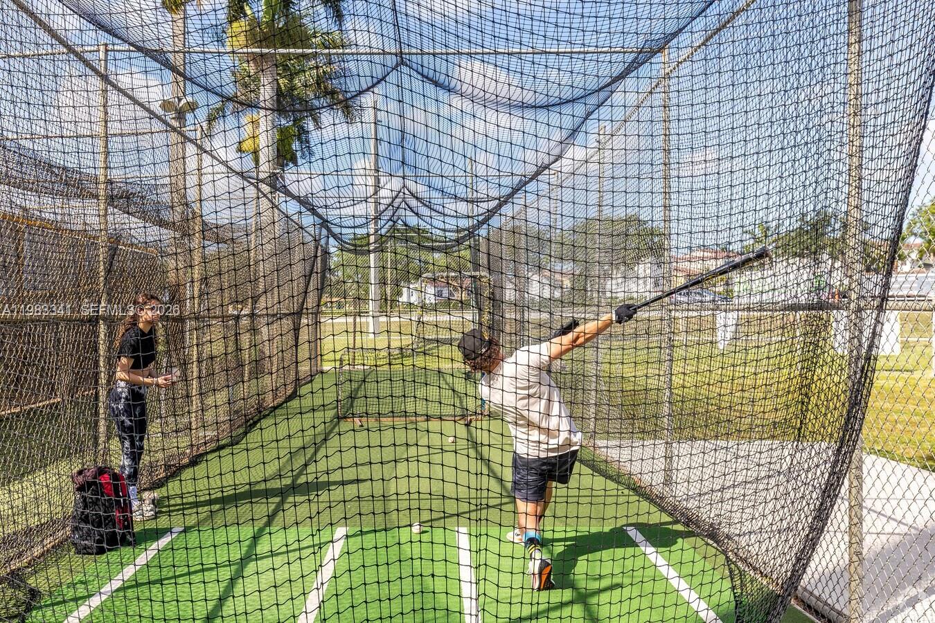 1000 E Saint Charles Pl #519 Pembroke Pines, FL 33026