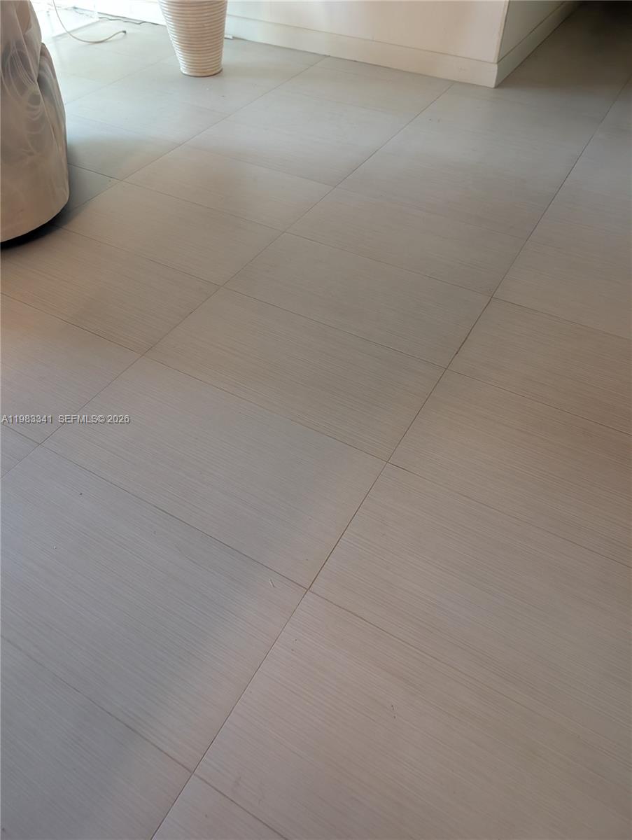 1000 E Saint Charles Pl #519 Pembroke Pines, FL 33026