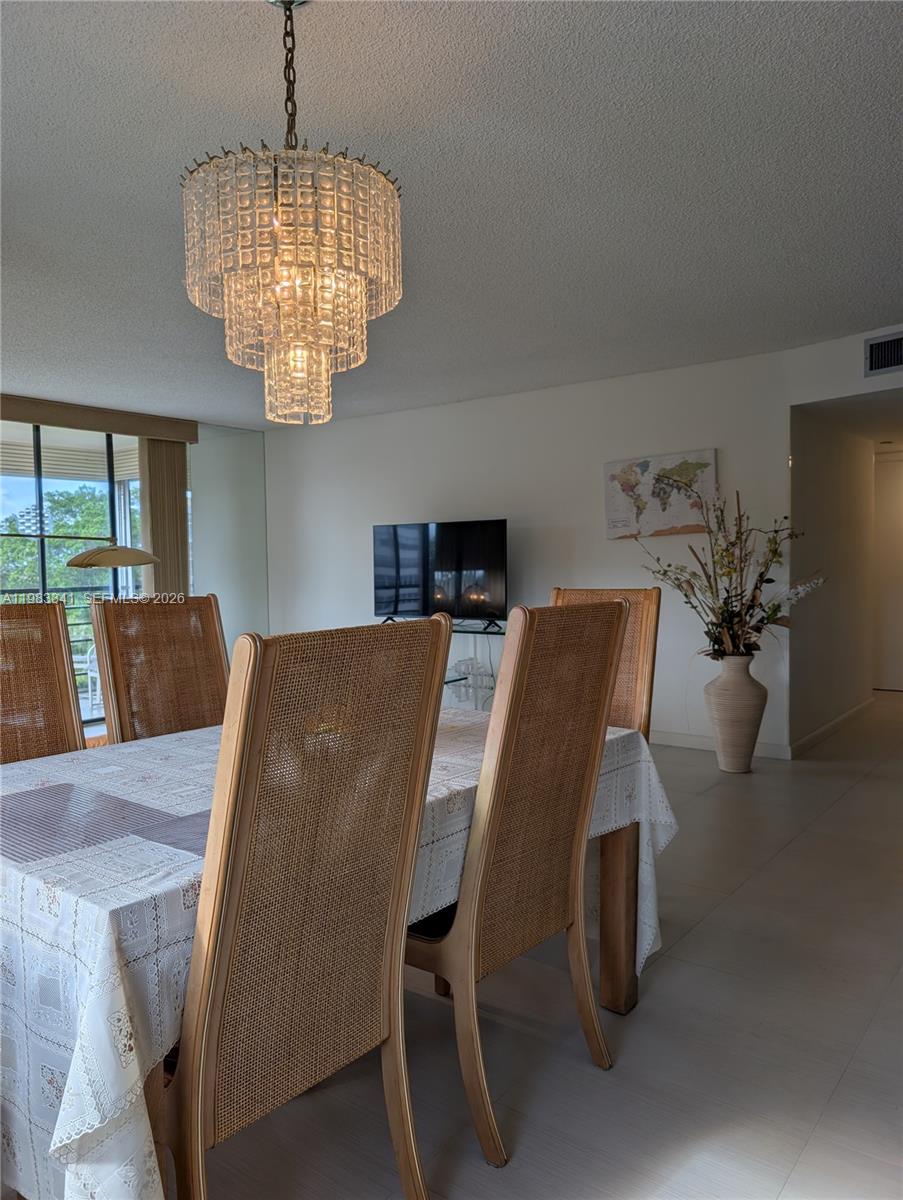 1000 E Saint Charles Pl #519 Pembroke Pines, FL 33026