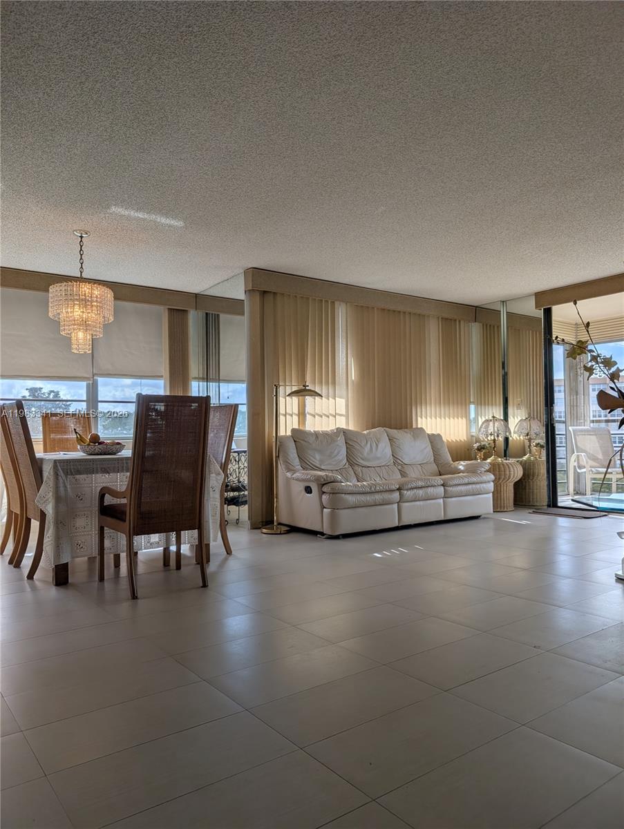 1000 E Saint Charles Pl #519 Pembroke Pines, FL 33026