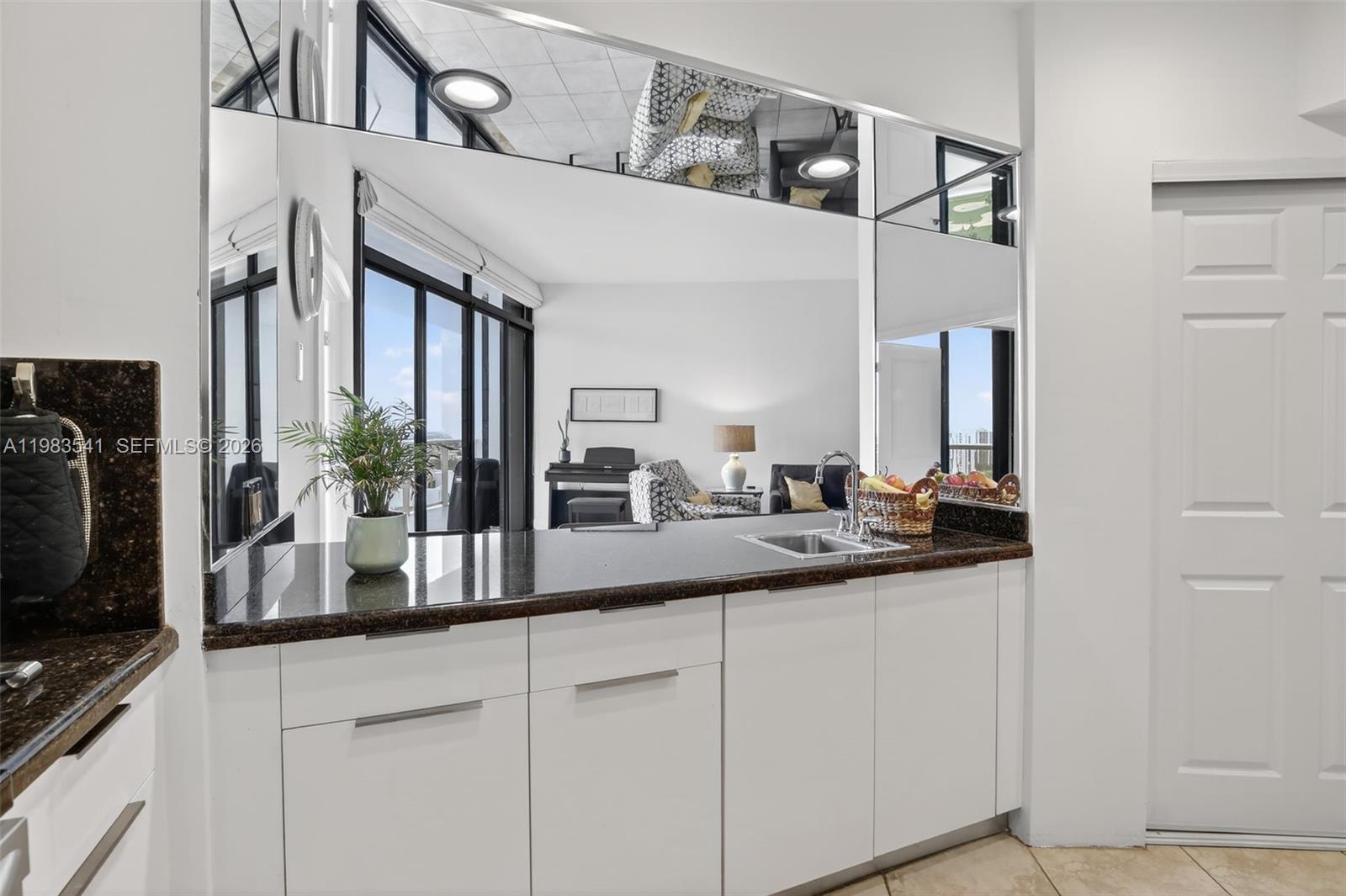 20281 E Country Clb Dr #TS 5 Aventura, FL 33180